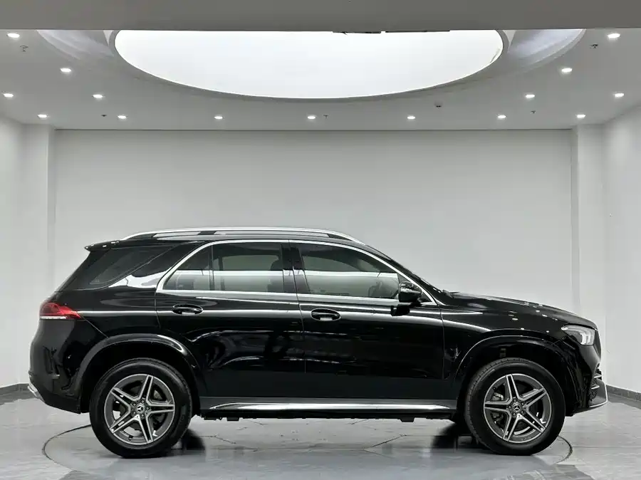 900x675_0_q87_c42_autohomecar__ChxpV2qs2BWADui8AAF8vTZRuyI754.jpg.webp